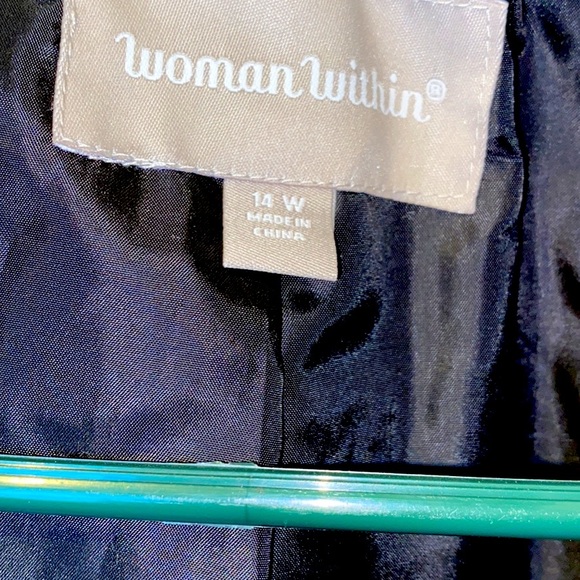 Blue and Black woven winter jacket. - Picture 4 of 4